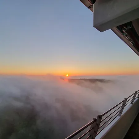 아파트 View 25th Floor, App 331