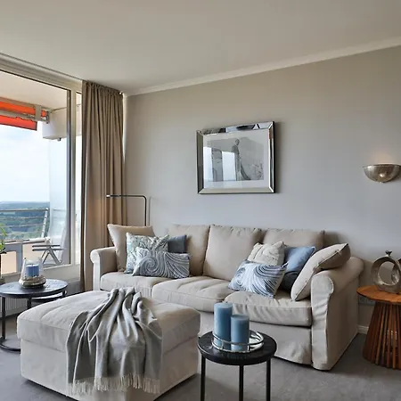 View 25th Floor, App 331 شقة *